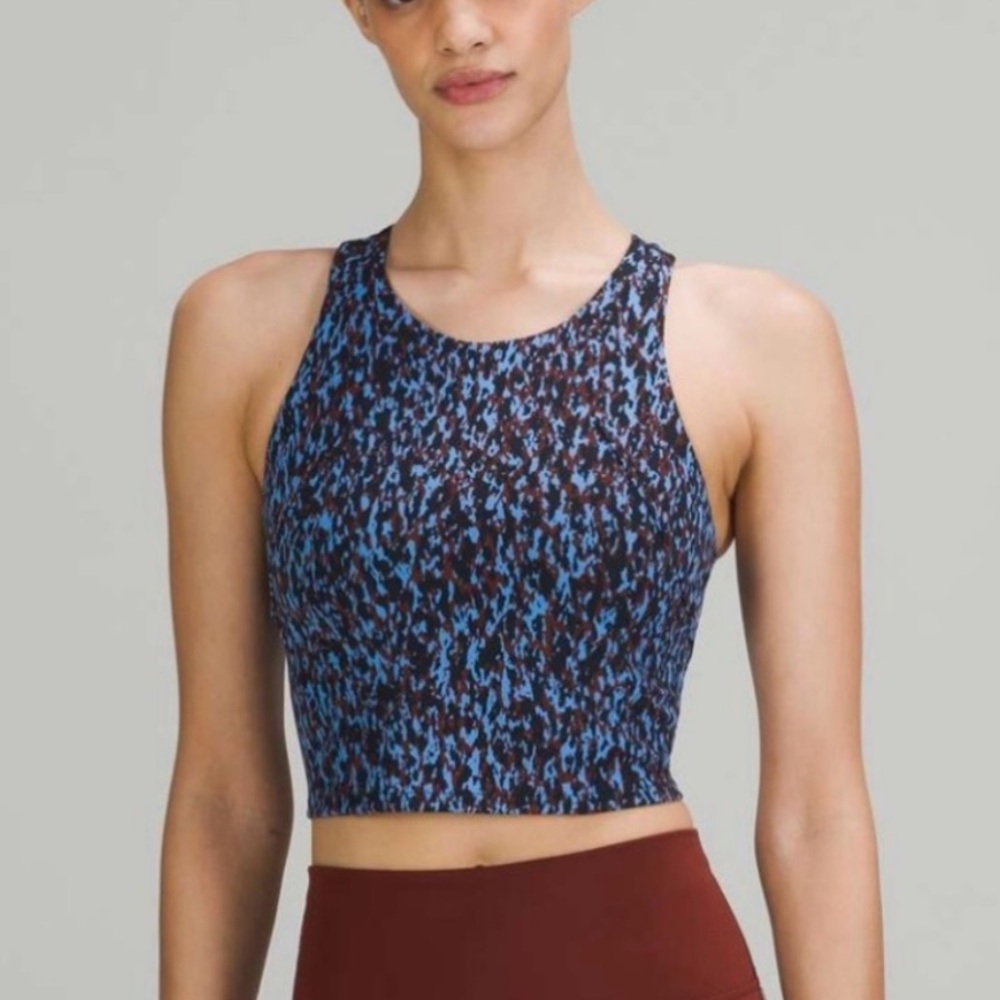Lululemon Invigorate Train tank top-Blue-size 6 - Picture 2 of 9